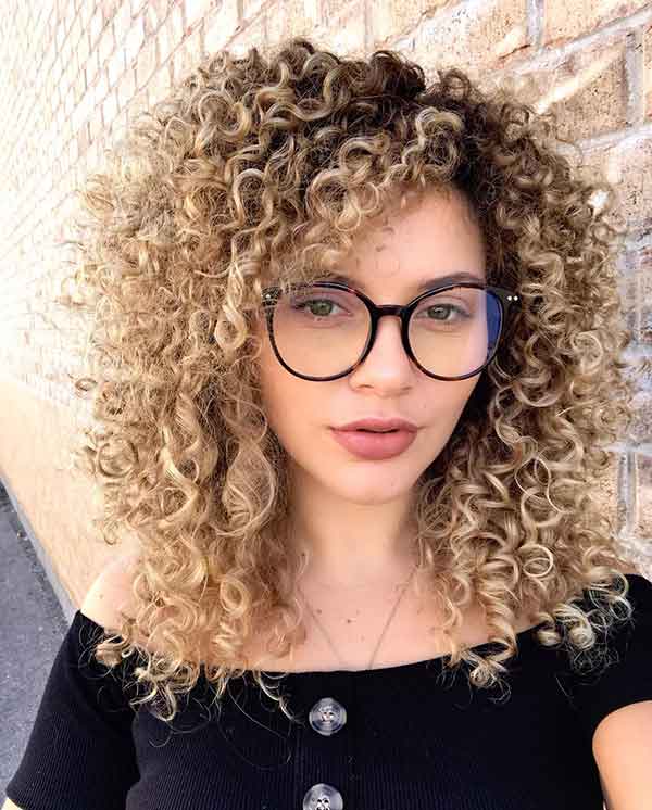 Medium Layered Curly Hair