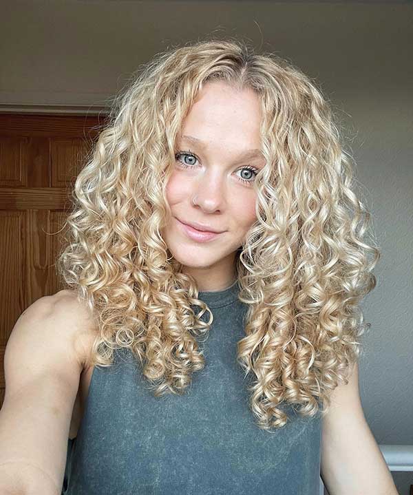 Medium Length Curly Hair With Layers